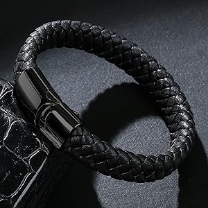 『HER LEATHER BRACE BLACK』 812UGwMUbWL._AC_SY300_QL30_.jpg